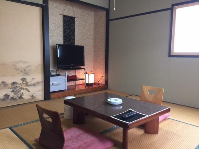 Yuzawa Hotel Buitenkant foto